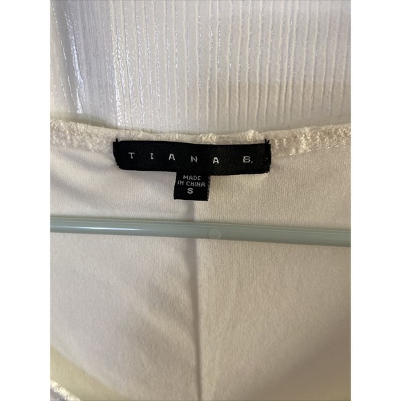 Tiana B Size Small White Floral Lace Dress, In Beautiful Condition! - Picture 3 of 4